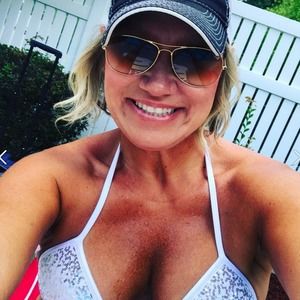 Meet your Posher, Kay